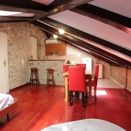 Dahlia 2 Apartman Lovran